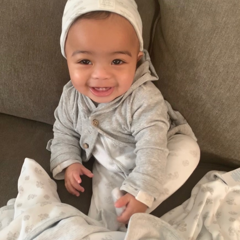 Meet your Posher, Mickia